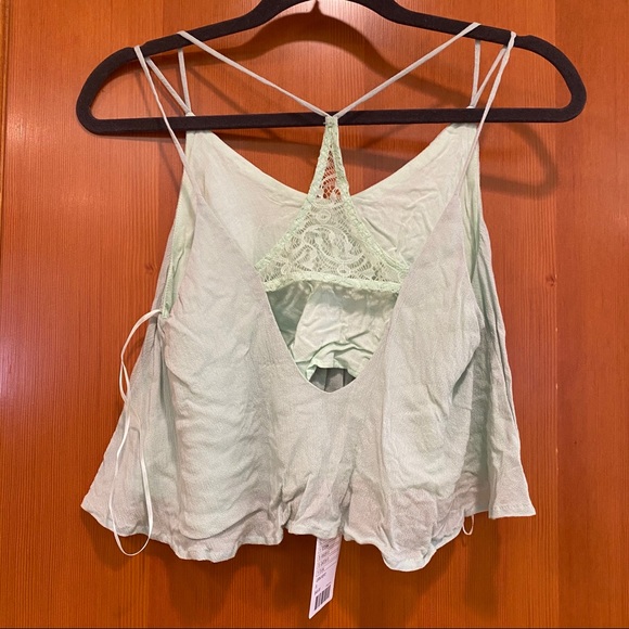 Urban Outfitters Mint Green Lace Back Crop Top NWT - Picture 3 of 6
